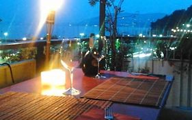 Appartamento Chic Vista Lago - Casa Janis